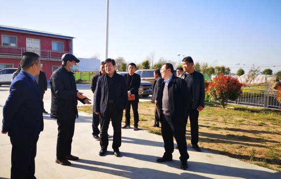 推動秸稈綜合利用，促進農村清潔取暖