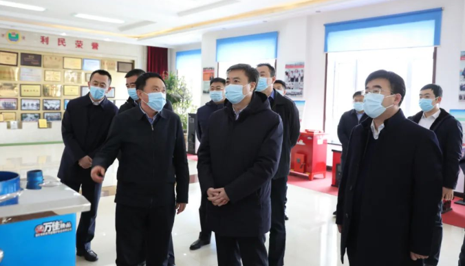 黑龍江副省長楊博深入包聯企業利民鍋爐公司調研