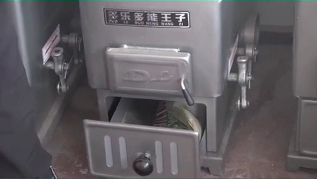 多樂爐具從鋼板、燃燒性能到控制面板，不玩表面的，注重內在質量。2