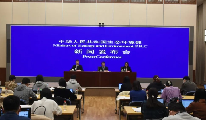 因地制宜推進(jìn)北方地區(qū)清潔取暖，穩(wěn)妥推進(jìn)重點(diǎn)區(qū)域平原地區(qū)散煤清零。