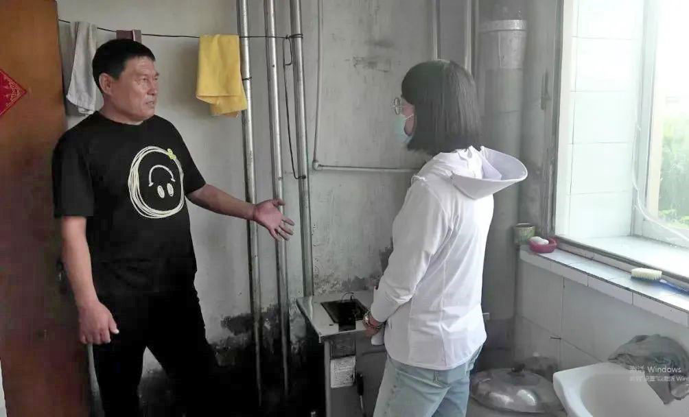 東北大叔談多能王子：自從換上這臺爐子 晚上再也不用起來加煤了2