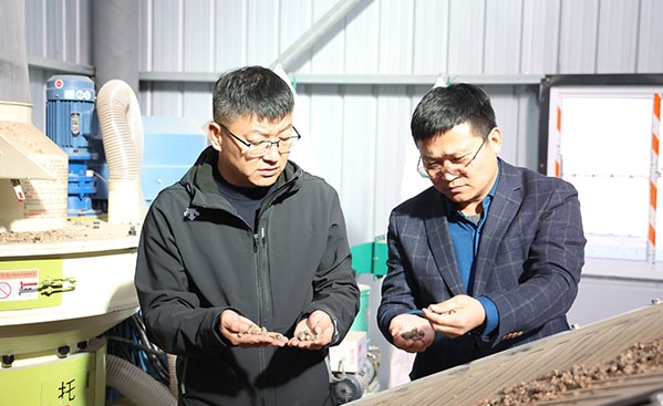 截至目前，戶用清潔取暖改造1387戶，完成1374戶，完成率99%