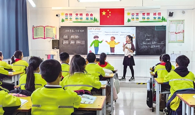 興安盟：“電采暖”讓百姓更暖天空更藍2