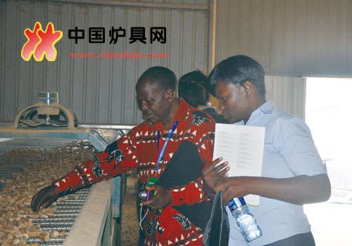 考察北京奧科瑞豐公司生物質(zhì)成型燃料生產(chǎn)線