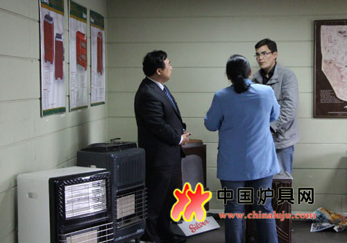 桑普公司張偉副總經理考察蒙古經銷商及用戶市場