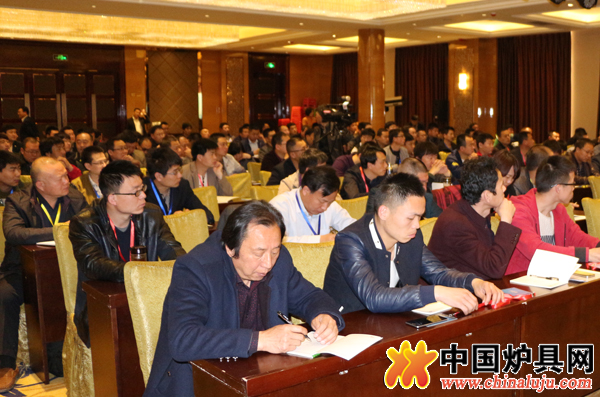 采暖爐具技術(shù)培訓班在河北任丘舉行