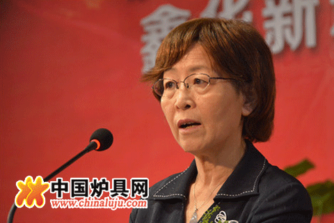 原全國婦聯副主席汪紀戎講話